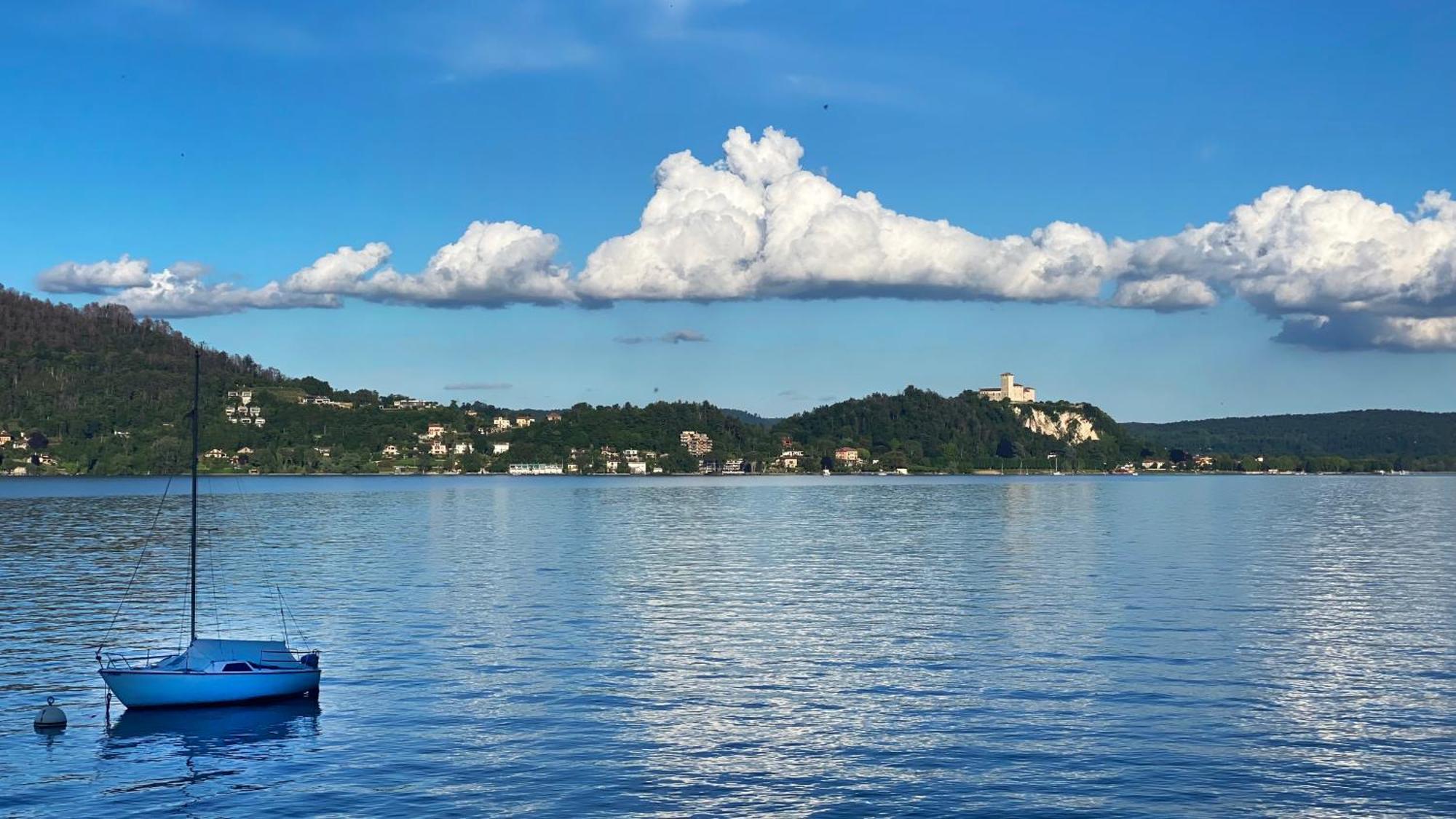 Fwl Romance On The Lake - Panorama Arona Dış mekan fotoğraf